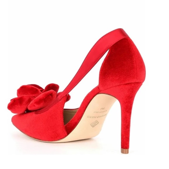 NWT Antonio Melani Ester Velvet Flower Heel Pumps - Picture 2 of 5